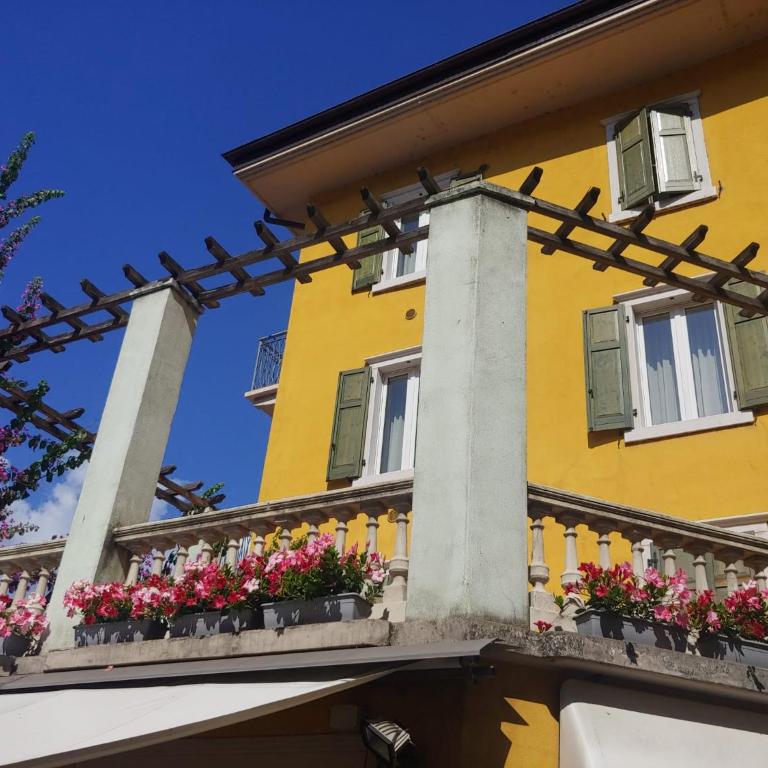 Mansarda Baia Azzurra 8 - Apartment - 35