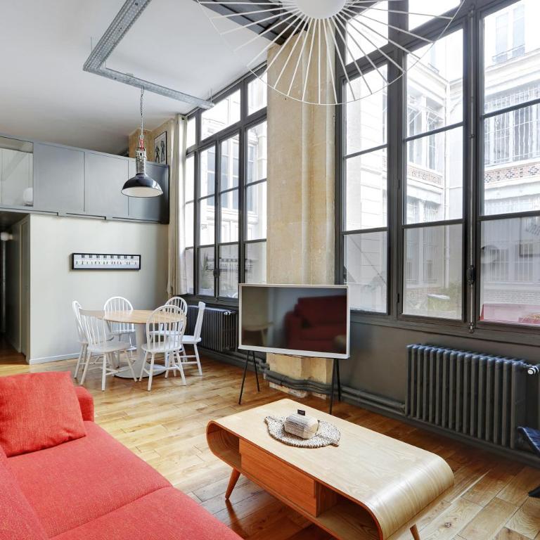 Pick A Flat's Apartment in Upper Marais - Rue d'Hauteville - Appartement 2 Chambres - 1