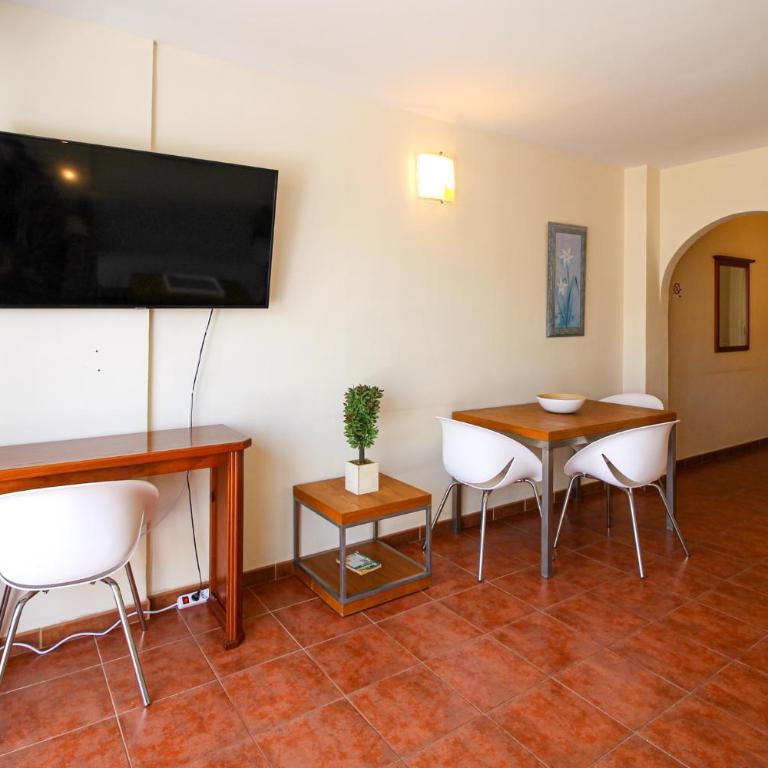 Top floor apartment with AC heated pool Golf del Sur - Apartamento de 1 dormitorio - 7