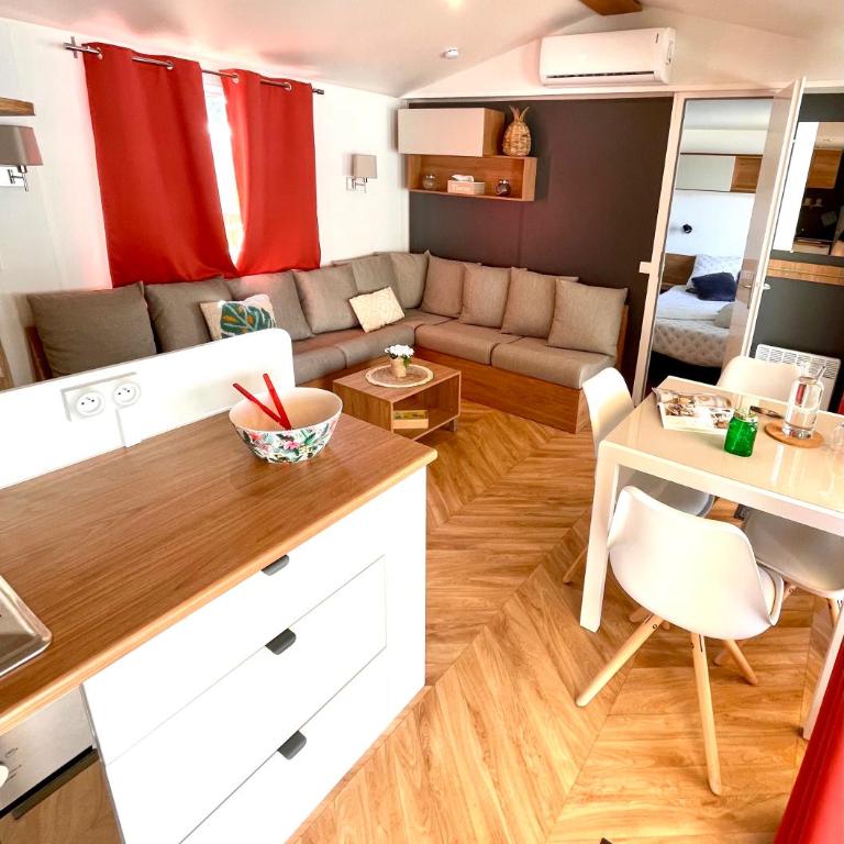 Mobil-home tout beau tout neuf, camping 4*, plage à pied ! - Casa con 3 Camere da Letto - 13
