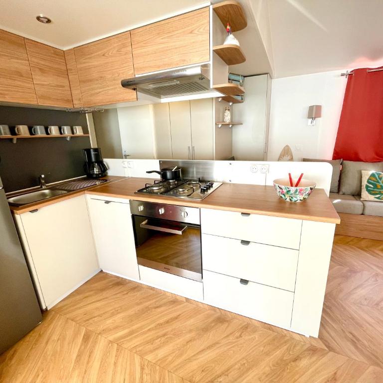 Mobil-home tout beau tout neuf, camping 4*, plage à pied ! - Casa con 3 Camere da Letto - 8