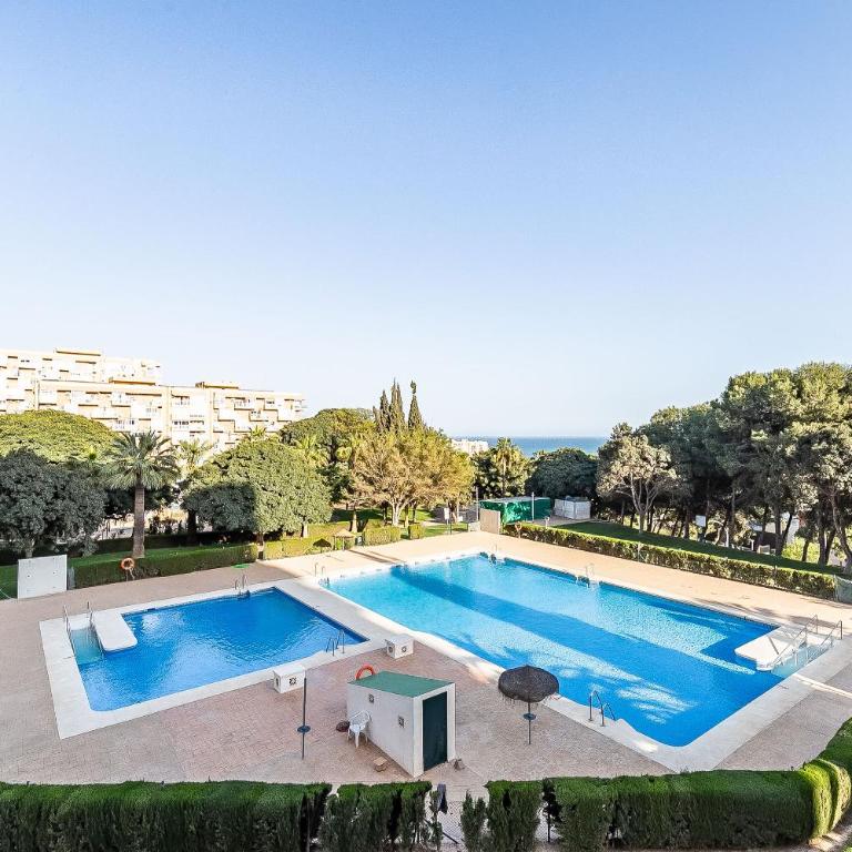 Sun Coast Benalmádena -- Superb studio near the beach with breakfast - Estudio Deluxe con cama grande - 2