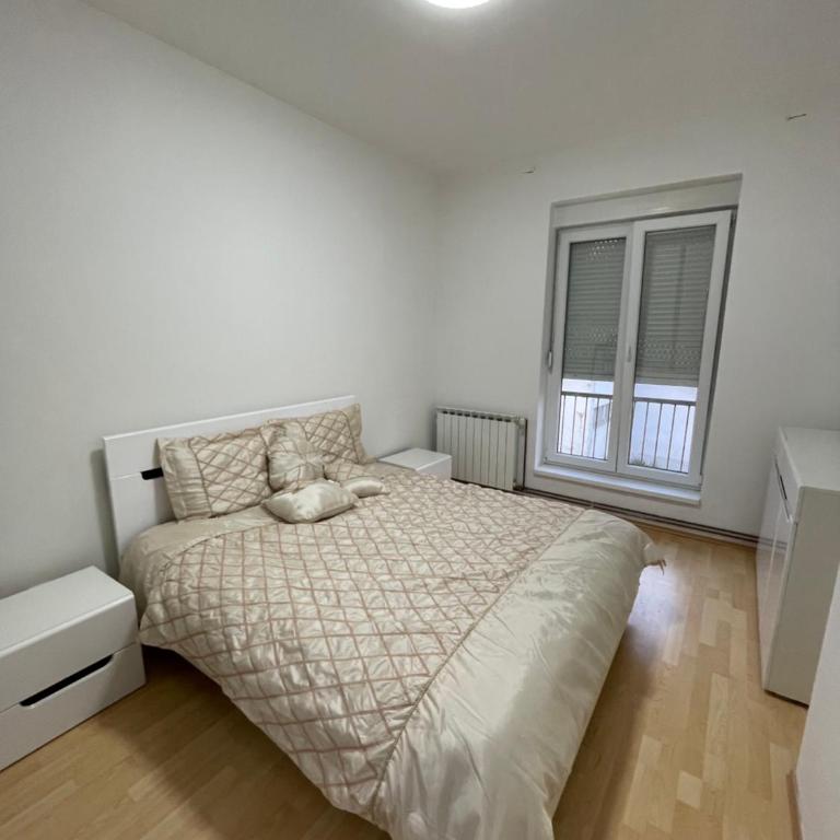 Modern & cozy 2-bedroom vacation home in Sarajevo - Two-Bedroom Apartment - 22