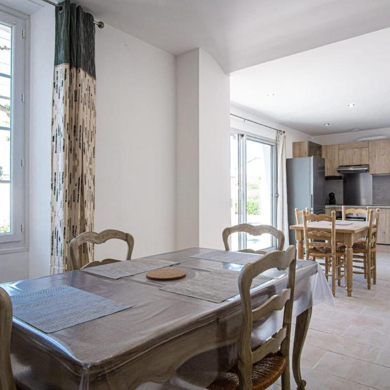 Maison avec jardin proche du centre-ville Isle-sur-la-Sorgue - Ferienhaus - 8