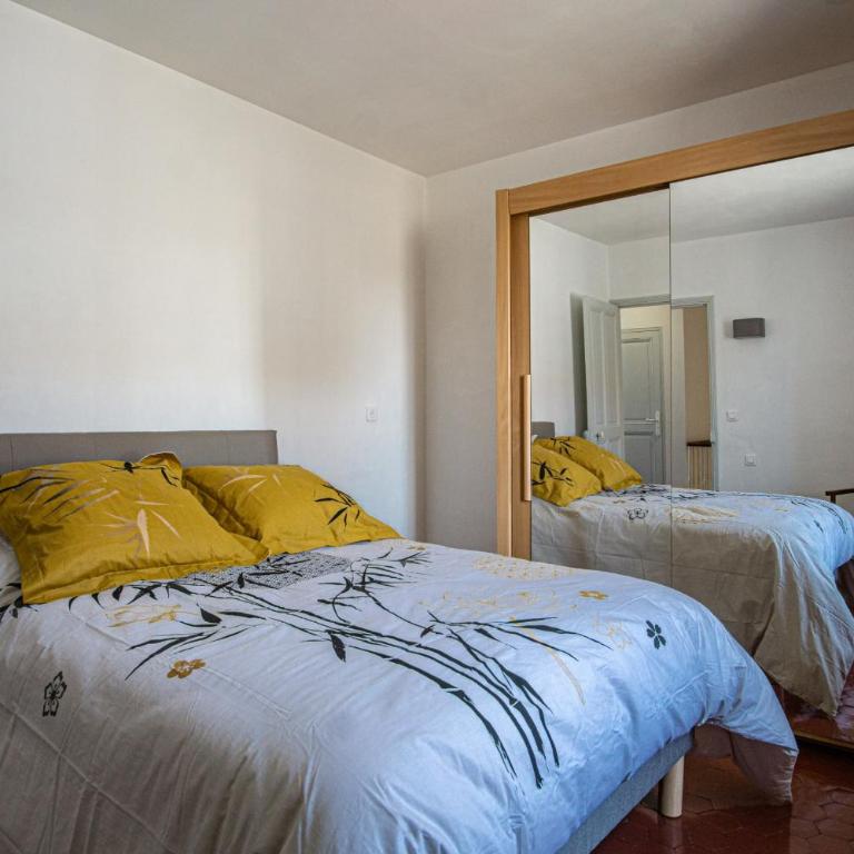 Maison avec jardin proche du centre-ville Isle-sur-la-Sorgue - Ferienhaus - 12