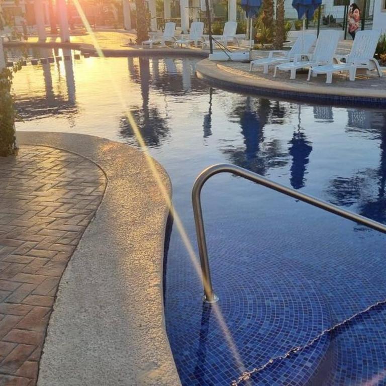 Hermoso Departamento nuevo con acceso a Alberca - Two-Bedroom Apartment - 21