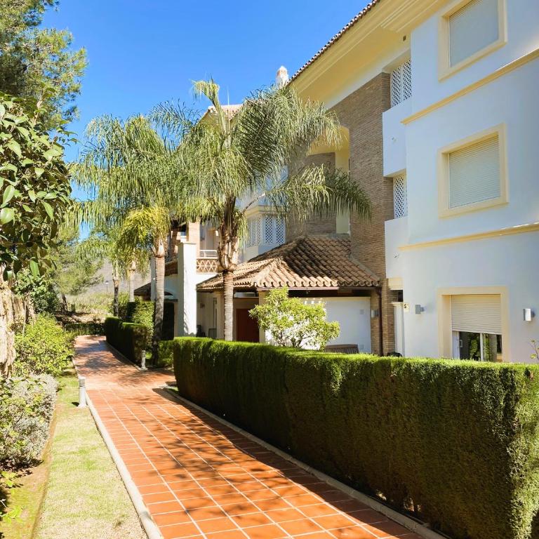 Beautiful luxurious 2 bedroom apartment with a breathtaking view at La Cala Golf - Apartamento de 2 dormitorios - 10