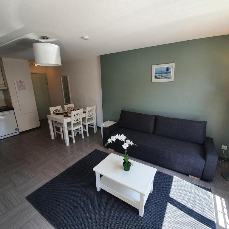 L'Arbousier - Piscine & climatisation - One-Bedroom Apartment - 5