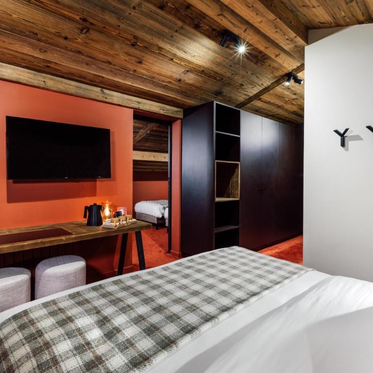 Hôtel Névé - Chambre Familiale avec Balcon - 12