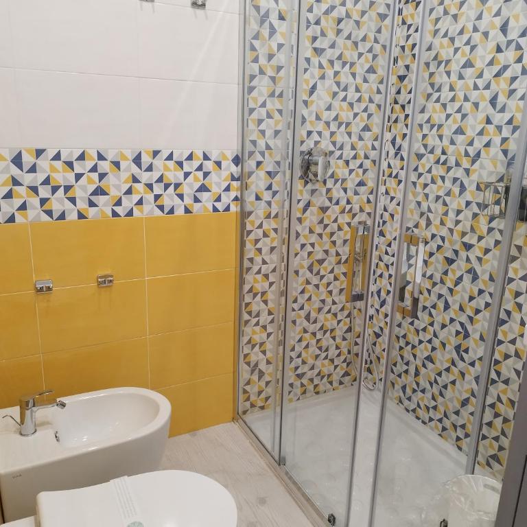 B&B Molo Partenope - Camera Quadrupla Comfort - 2