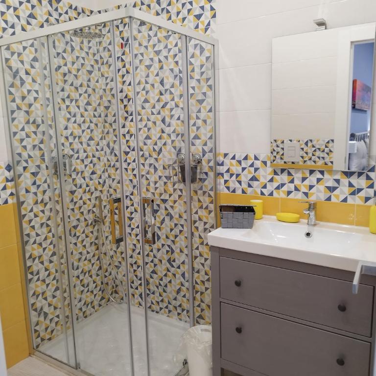B&B Molo Partenope - Camera Quadrupla Comfort - 7