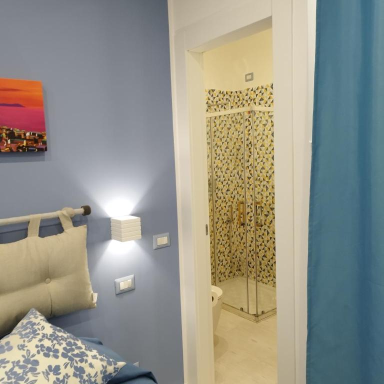 B&B Molo Partenope - Camera Quadrupla Comfort - 8