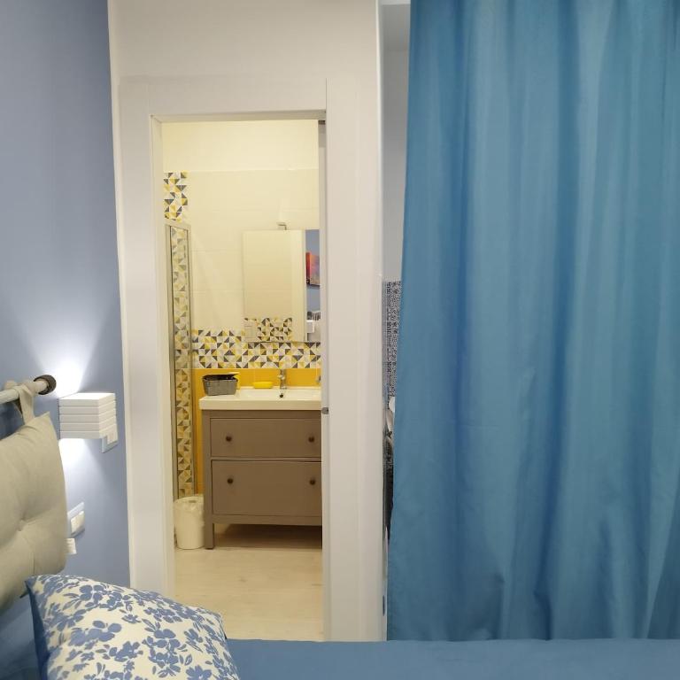 B&B Molo Partenope - Camera Quadrupla Comfort - 11