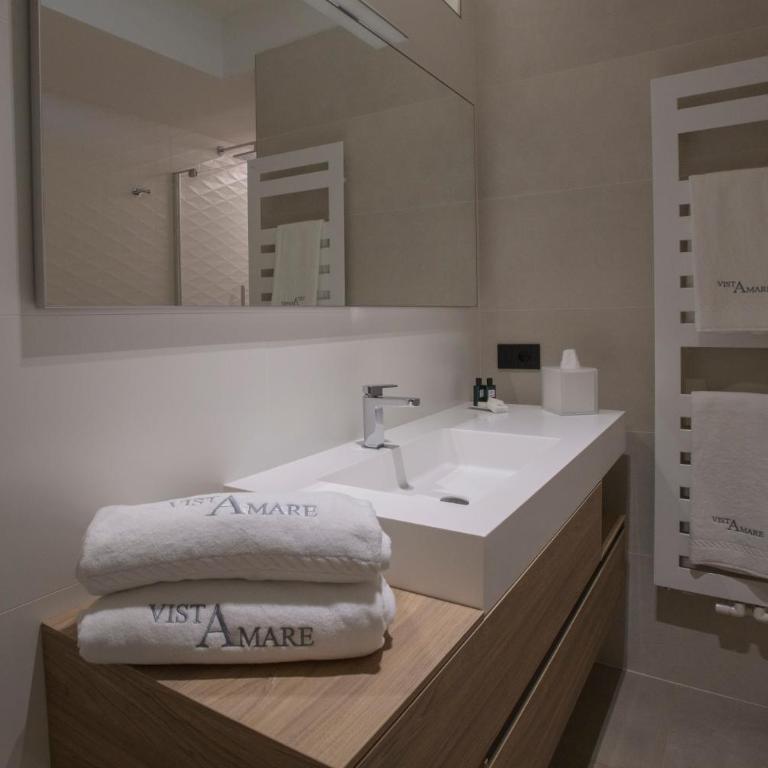 VistAmare Luxury Retreat Appartamenti - Appartamento con 2 Camere da Letto e Vista Mare - 17