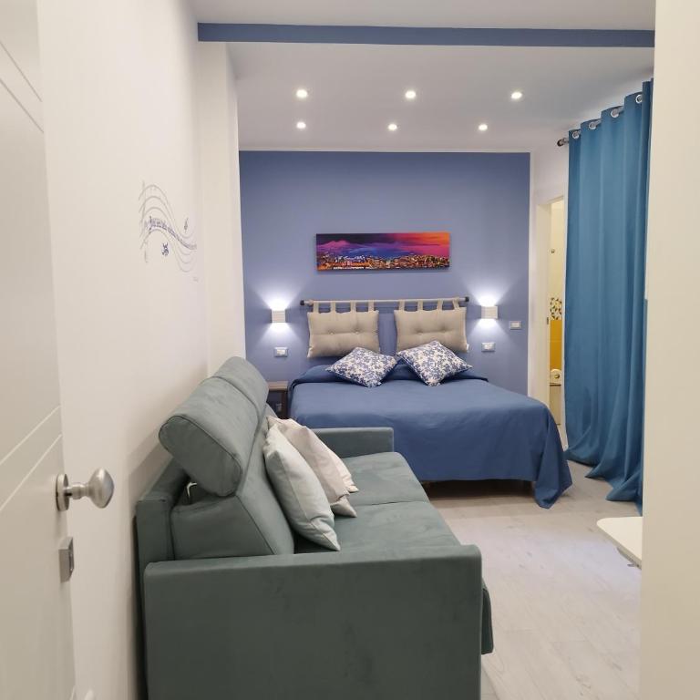 B&B Molo Partenope - Camera Quadrupla Comfort - 13