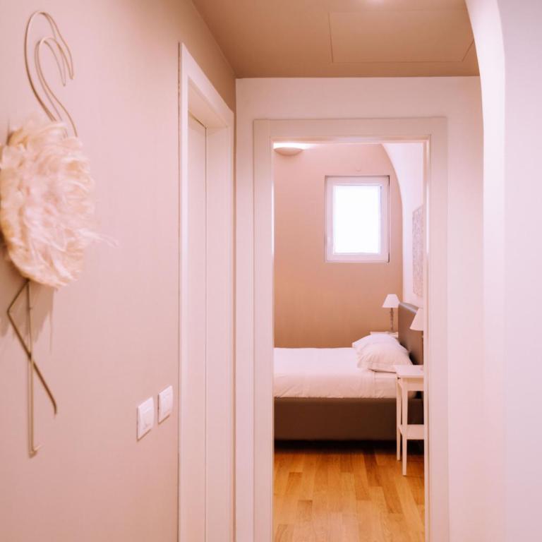 Appartamento elegante alle Due Torri by Wonderful Italy - Apartment - 11