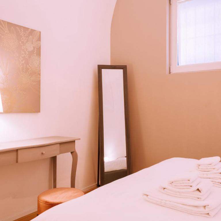 Appartamento elegante alle Due Torri by Wonderful Italy - Apartment - 15