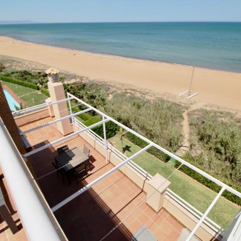 Ático frontal al mar con piscina privada by homeprive - Apartamento Ático - 12