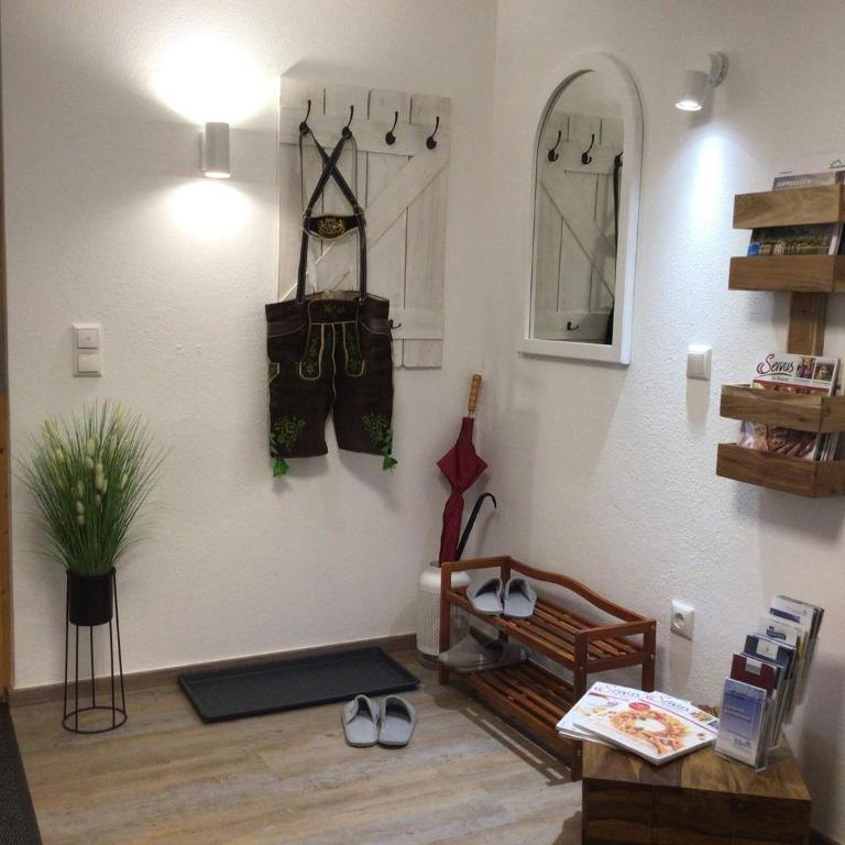 Ferienwohnung Lederhose - Apartment mit Blick auf die Berge - 3