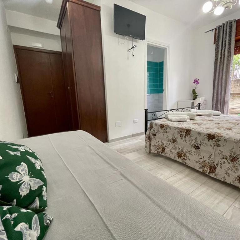 Donnabella house - Camera Deluxe (2 Adulti + 1 Bambino) - 3