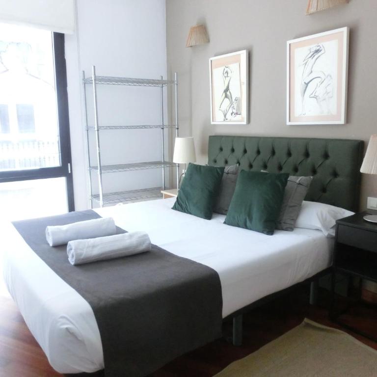 Total Valencia (Leisure & Culture) - Two-Bedroom Duplex - Carrer Trànsits 6 - 24