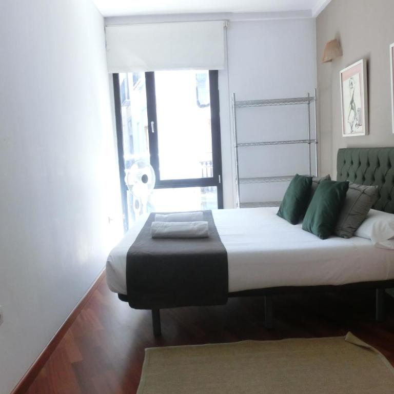 Total Valencia (Leisure & Culture) - Two-Bedroom Duplex - Carrer Trànsits 6 - 26