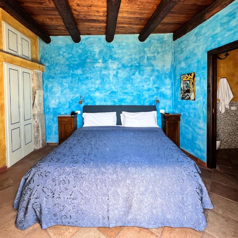 Aeneas' Landing Resort - Junior Suite with Balcony - 7