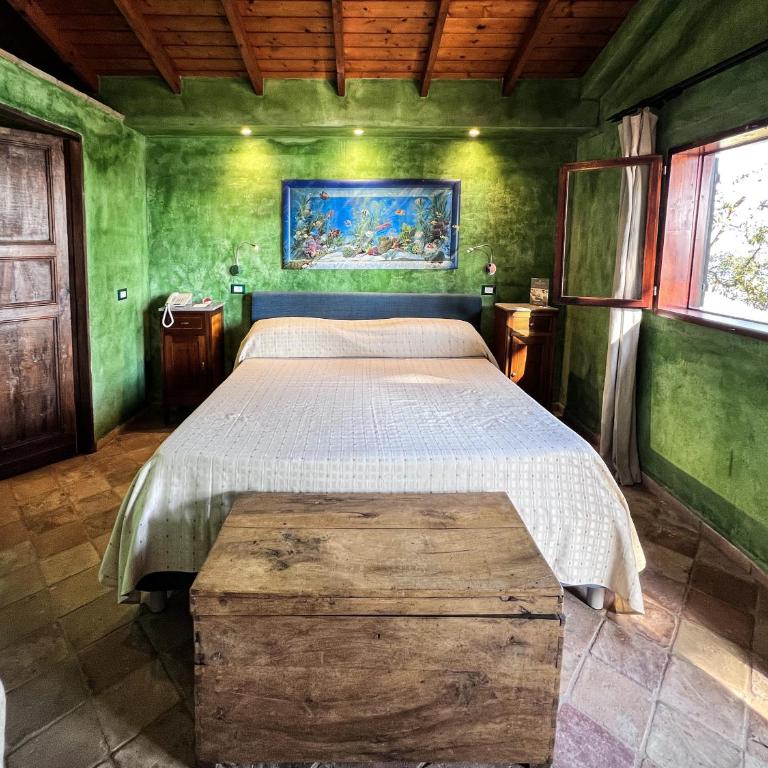 Aeneas' Landing Resort - Junior Suite with Balcony - 5