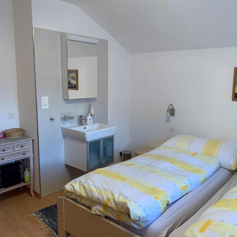 Chalet Medi - Einzelzimmer mit Gemeinschaftsdusche und -WC - 3