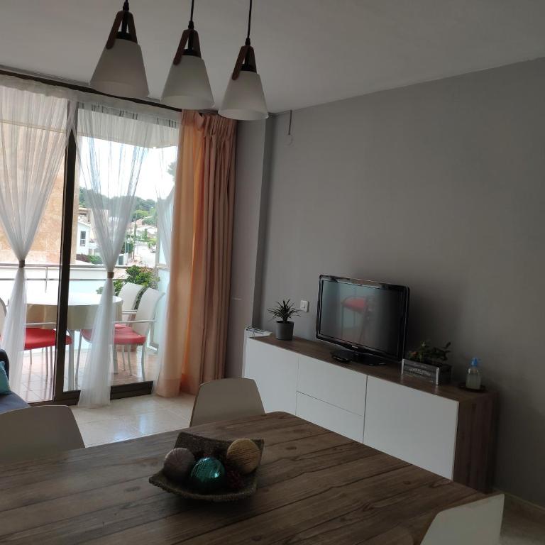 Apartamento a 150 metros de la playa en la Fosca - Apartamento - 4