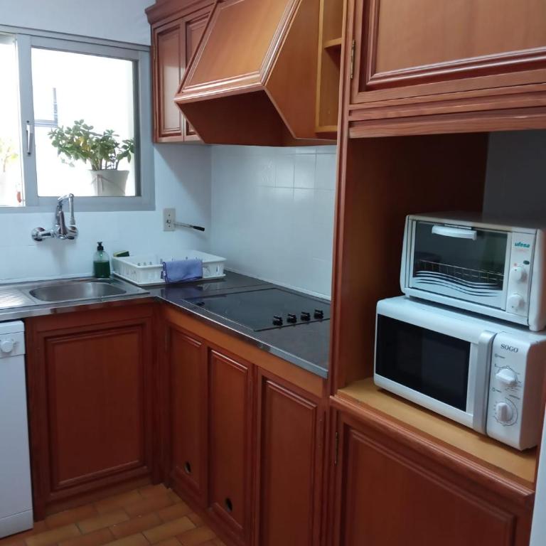 Club Nautic - Apartment with Balcony - 13