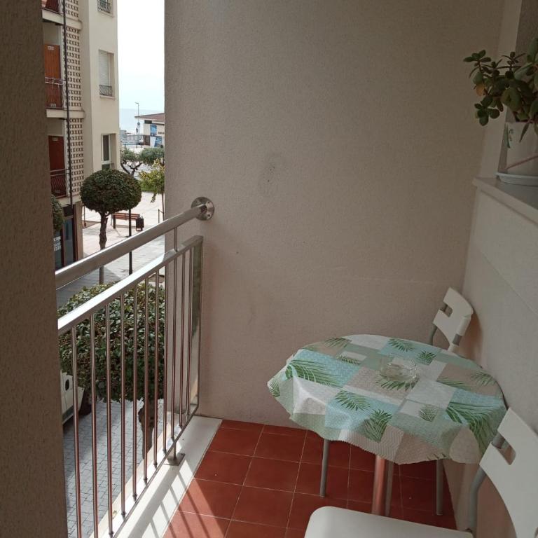 Club Nautic - Apartment with Balcony - 30