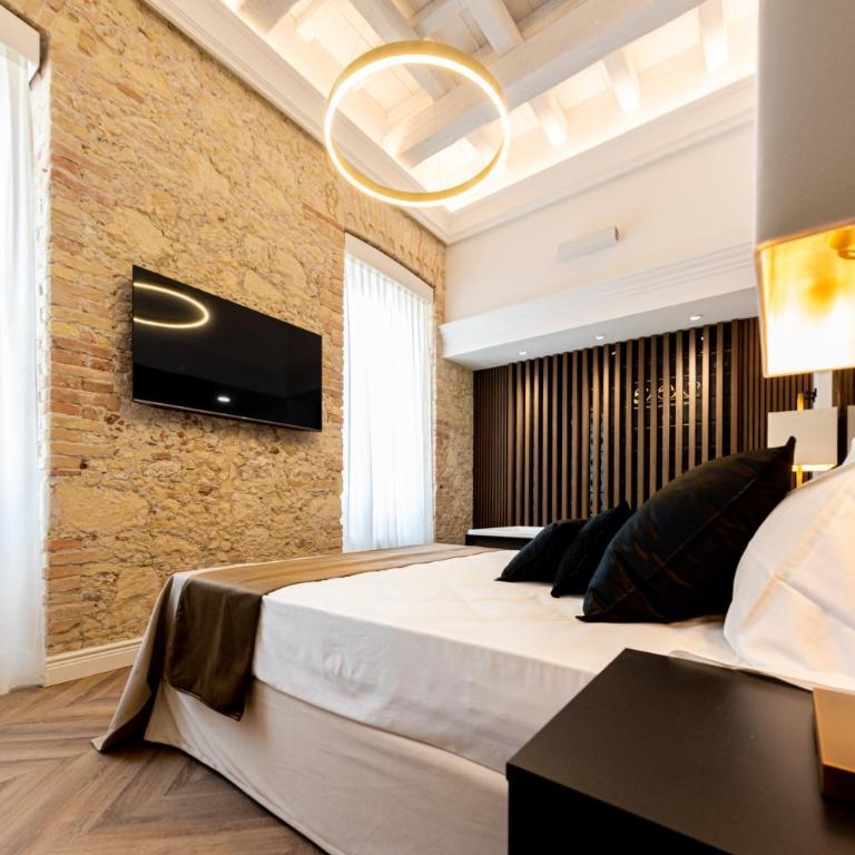 Nero Luxury Suites - Camera Deluxe - 5