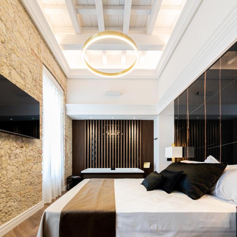 Nero Luxury Suites - Camera Deluxe - 7