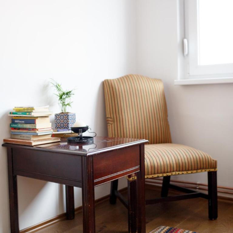 Old Town SCHarajevo - Free Parking - Apartman sa 2 Spavaće Sobe - 16