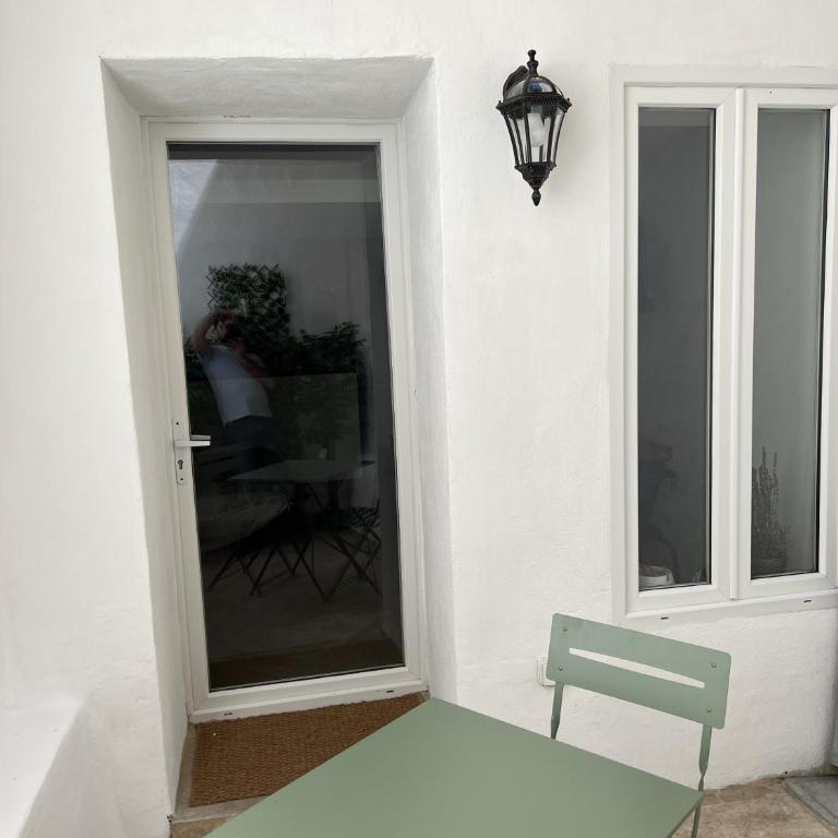 Le Petit Patio - Apartment with Terrace - 27