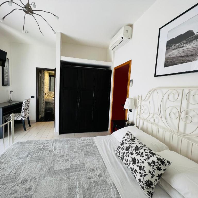 Hotel Betty Personal Style and Beach Village - Camera Tripla Standard - 6