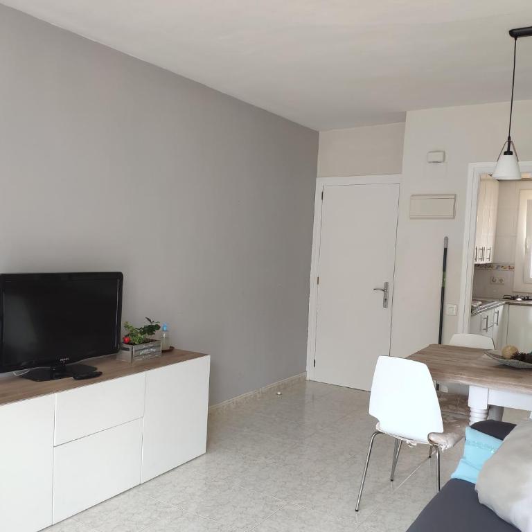 Apartamento a 150 metros de la playa en la Fosca - Apartamento - 18