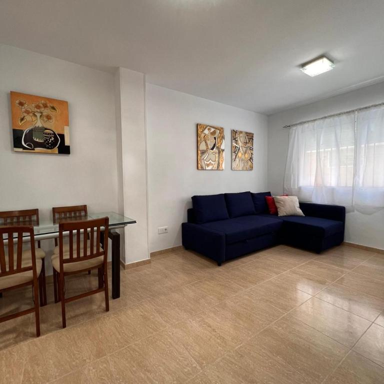 TORREMOLINOS CENTRO - Beautiful , newly renovated 2 bedroom apartment - Apartamento de 2 dormitorios - 5