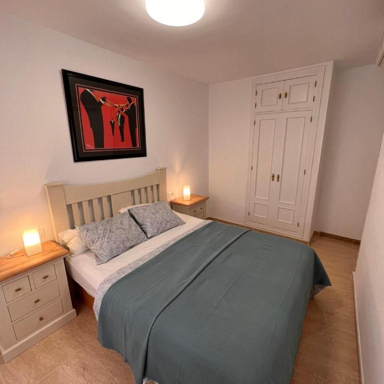 TORREMOLINOS CENTRO - Beautiful , newly renovated 2 bedroom apartment - Apartamento de 2 dormitorios - 10
