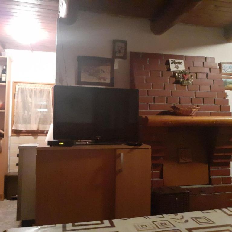 Vila Lara - Three-Bedroom House - 10