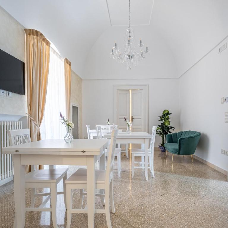 GuestHost - Guest House La Baronessa - Suite con Balcone - 8