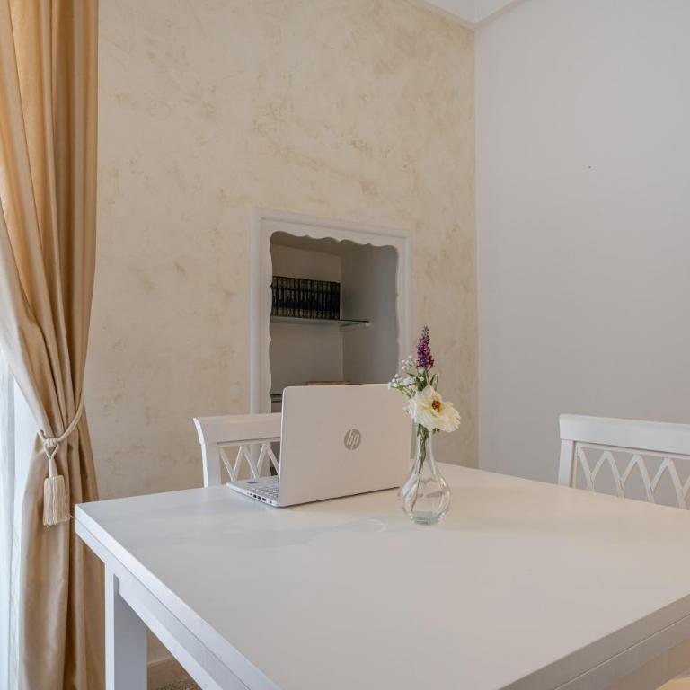 GuestHost - Guest House La Baronessa - Suite con Balcone - 11