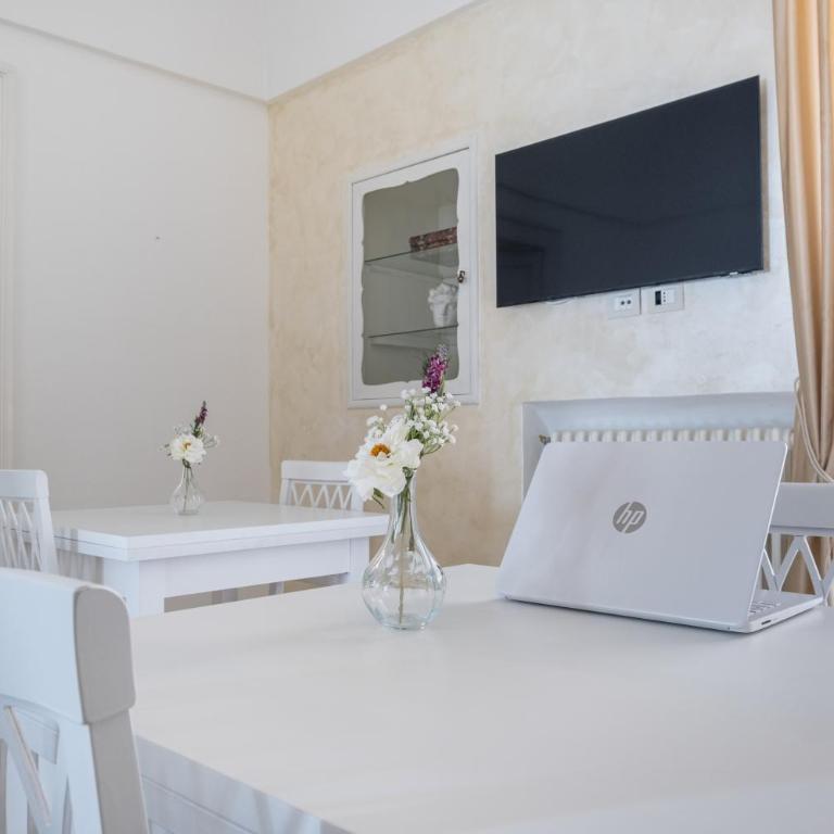GuestHost - Guest House La Baronessa - Suite con Balcone - 10