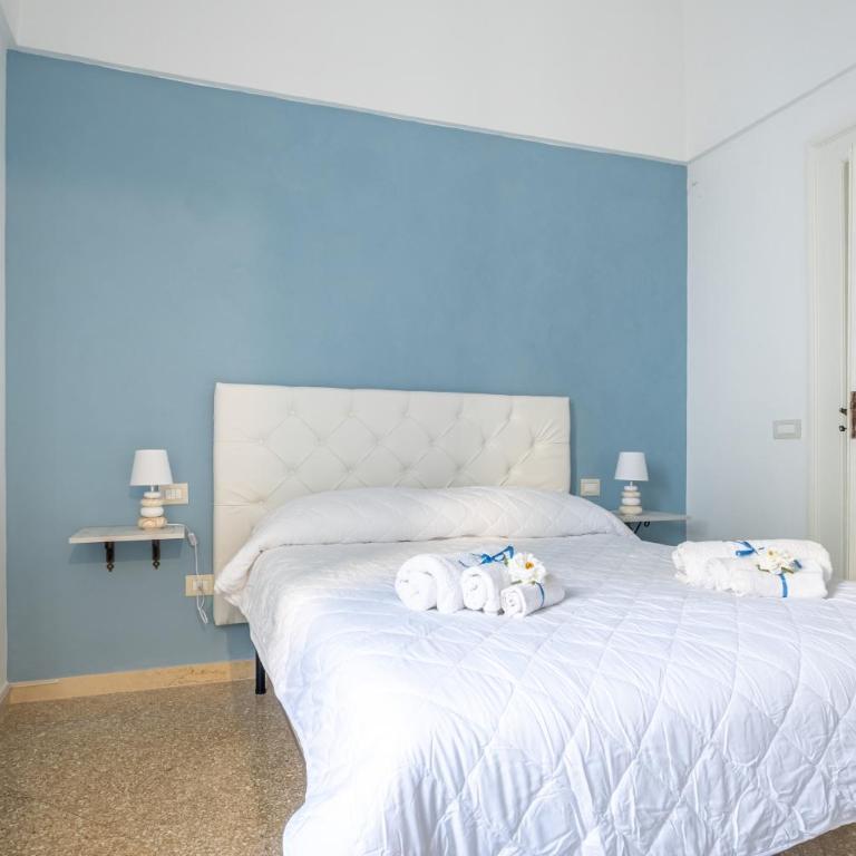 GuestHost - Guest House La Baronessa - Suite Matrimoniale Standard - 2