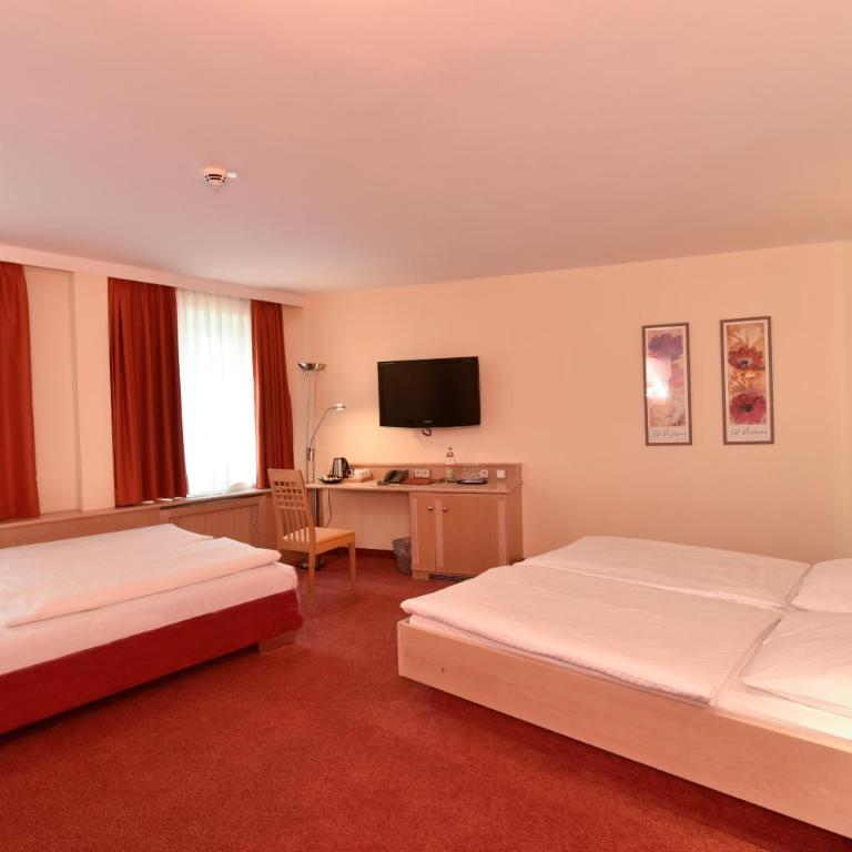 Hotel ADRIA München - Familienzimmer - 6