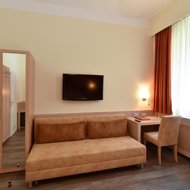 Hotel ADRIA München - Junior Suite - 4