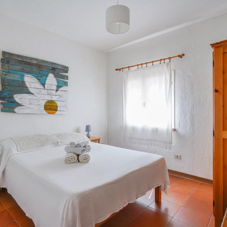 Casa Vacanze 9 Ospiti con Giardino e BBQ 10 Min a Piedi dalla Spiaggia - Five-Bedroom House - 8