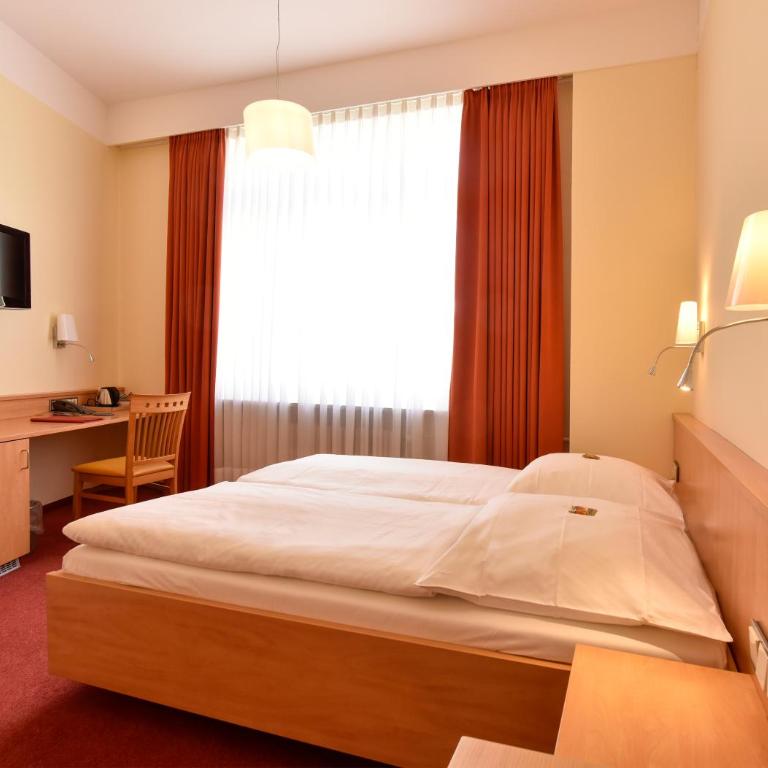 Hotel ADRIA München - Classic Doppelzimmer - 3