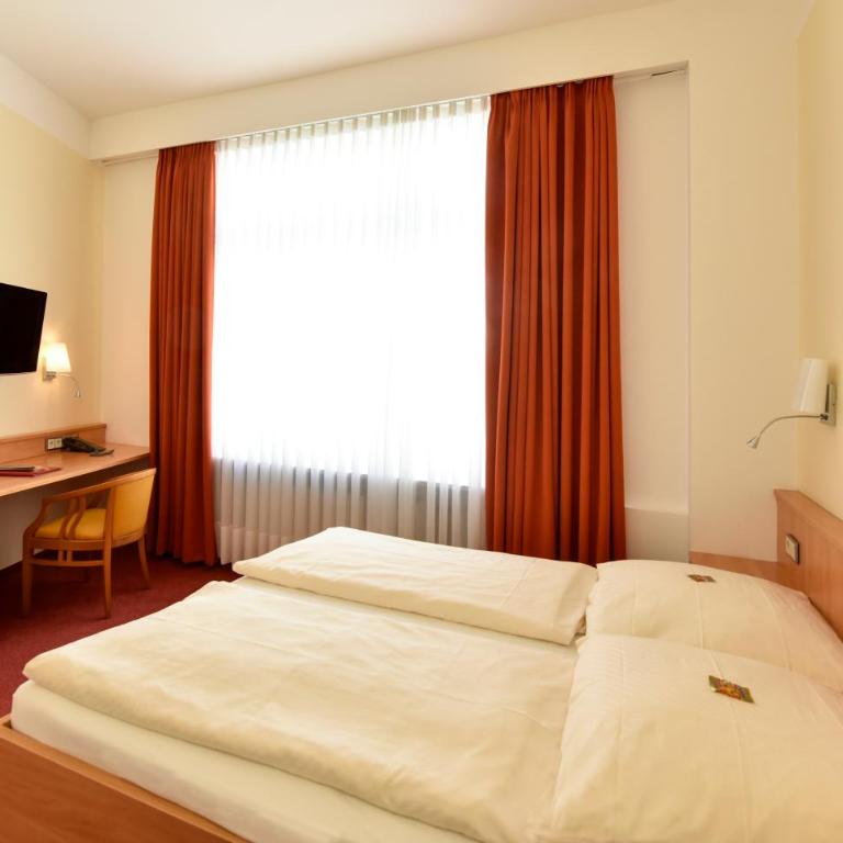 Hotel ADRIA München - Classic Doppelzimmer - 4